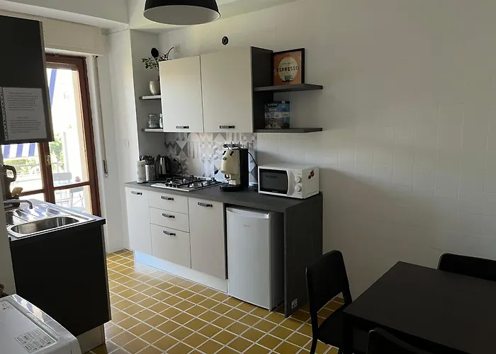 Balcony House شقة