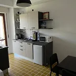 Balcony House Апартаменты